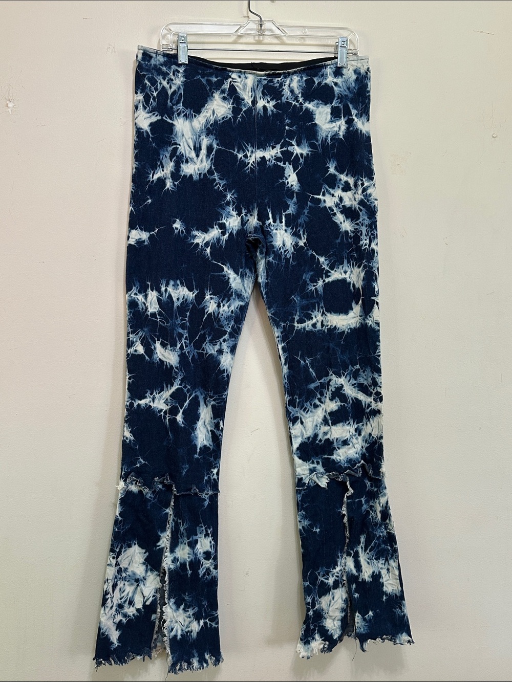 JM Collection Navy and White Tie-Dye Flare Pants